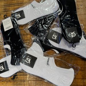 גרבי חצי שחור לבן