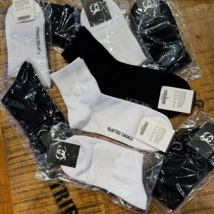 גרביים ארוכות שחור לבן