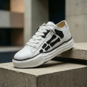 5002 לבן שחור